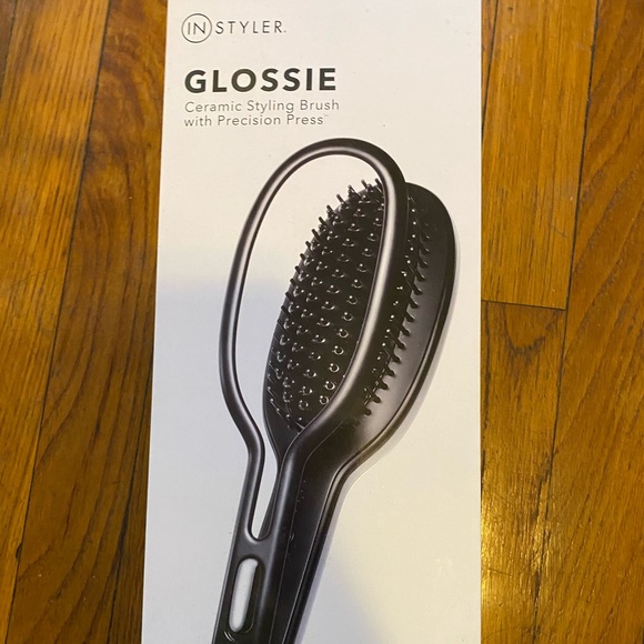 InStyler Glossie Styling Ceramic Brush - Picture 2 of 4